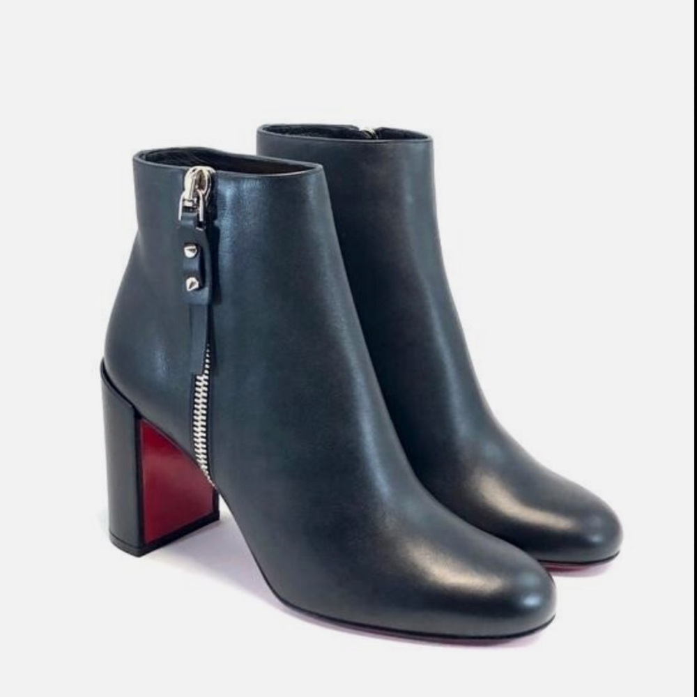 NWOT CHRISTIAN LOUBOUTIN Ziptotal 85 ankle boots